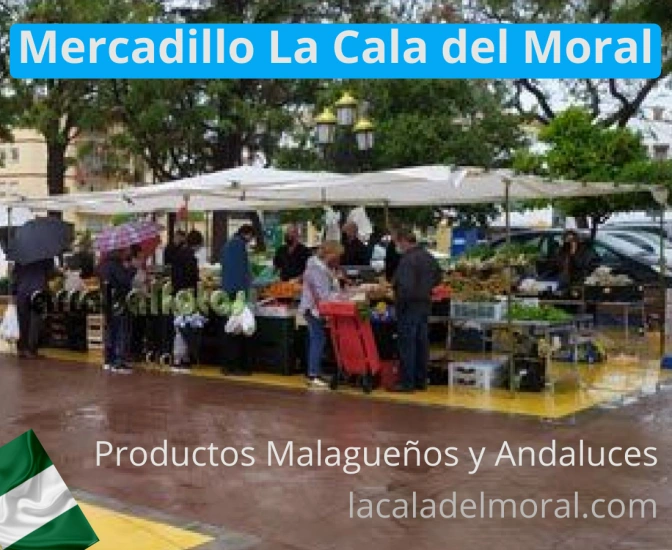 En el aparcamiento junto a la Iglesia de Nuestra Señora del Rosario, el mercadillo de La Cala del Moral ofrece cada viernes productos malagueños y andaluces: frutas, verduras, quesos, dulces, artesanía y mucho más