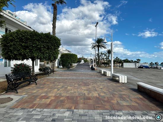 Paseo Marítimo de La Cala del Moral y Puente de San Juan
