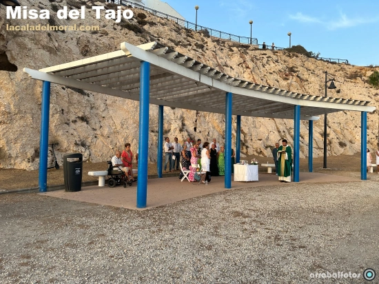 Misa del Tajo en La Cala del Moral