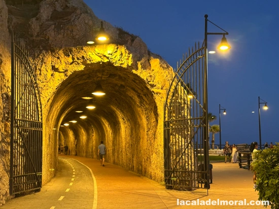 Tunnel El Cantal – Küstenweg zwischen La Cala del Moral und Rincón de la Victoria